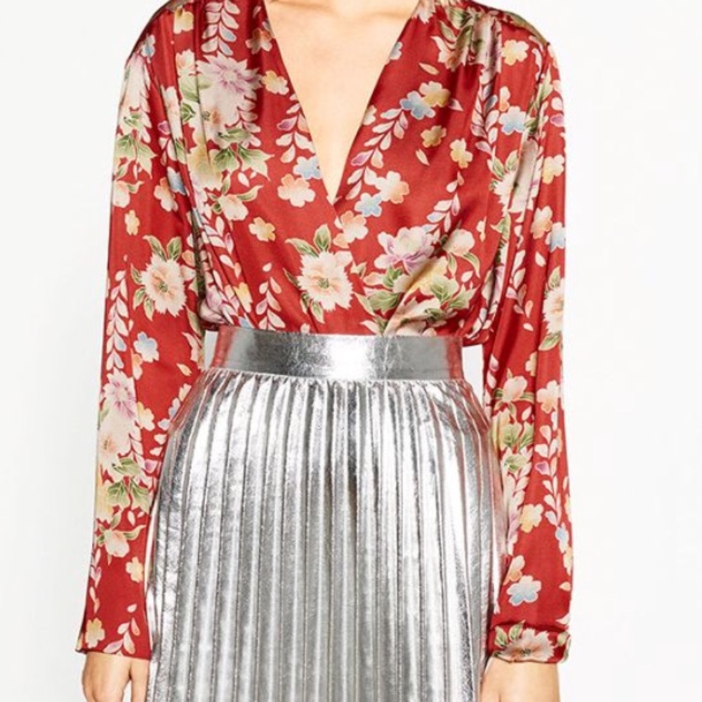 Zara floral blouse - Picture 4 of 5